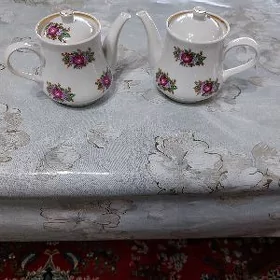Продаётся  старинный сервиз