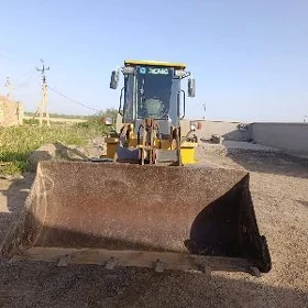 XCMG LW300F 2011