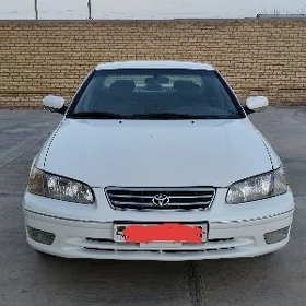 Toyota Camry 2000