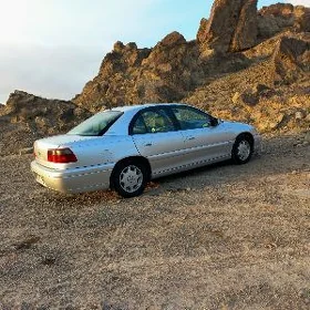 Opel Omega 2002