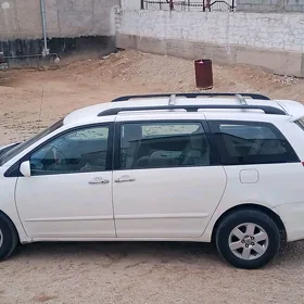 Toyota Sienna 2006