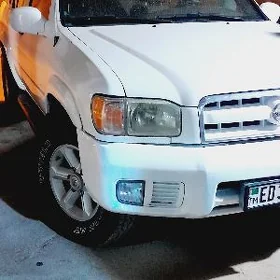Nissan Pathfinder 2004