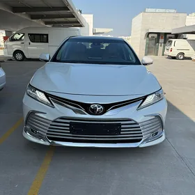 Toyota Camry 2023