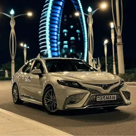 Toyota Camry 2023