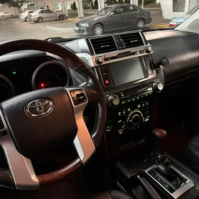 Toyota Land Cruiser Prado 2015