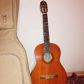 Gitara yamaha c40