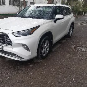 Toyota Highlander 2020