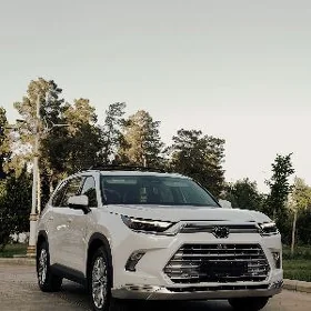Toyota Highlander 2023