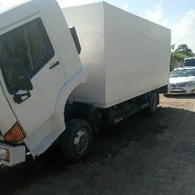 Mitsubishi Canter 2008