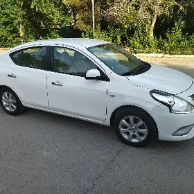 Nissan Sunny 2023