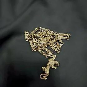 versace sepocka kulony bilen