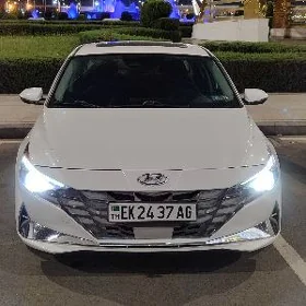 Hyundai Elantra 2021