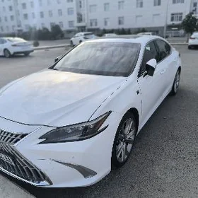 Lexus ES 350 2022