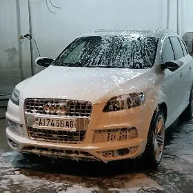 Audi Q7 2013