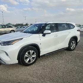 Toyota Highlander 2022