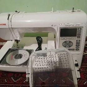 Janome 200E