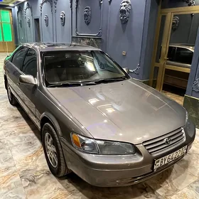 Toyota Camry 1999