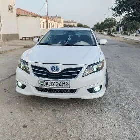 Toyota Camry 2011