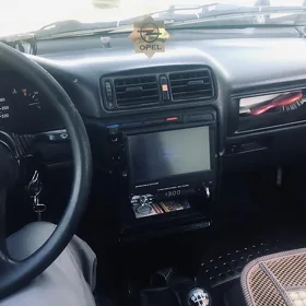 Opel Vectra 1993