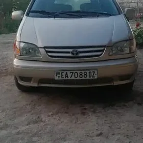 Toyota Sienna 2002