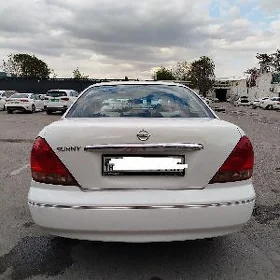Nissan Sunny 2004