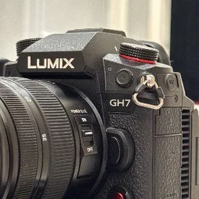 Lumix G7