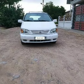 Toyota Sienna 2002
