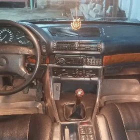 BMW 7 Series 1991