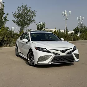 Toyota Camry 2022