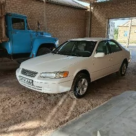 Toyota Camry 1998
