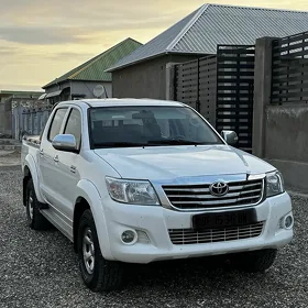 Toyota Hilux 2012