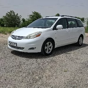 Toyota Sienna 2009