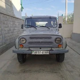 UAZ 469 2000