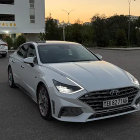 Hyundai Sonata 2021