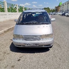 Toyota Previa 1993