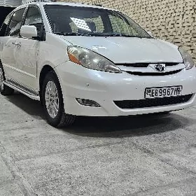 Toyota Sienna 2009