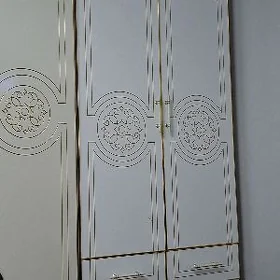 şkaf