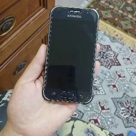 telefon j 1
