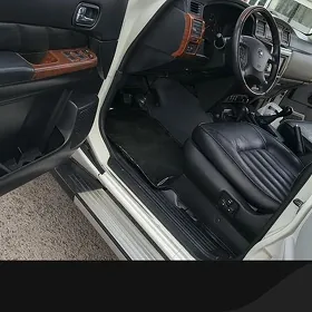 Nissan Patrol 2013