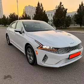 Kia K5 2021