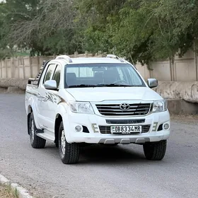 Toyota Hilux 2010