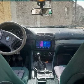 BMW 528 1999