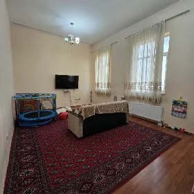 Элитка Советская 3ком 140м2