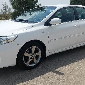 Toyota Corolla 2013