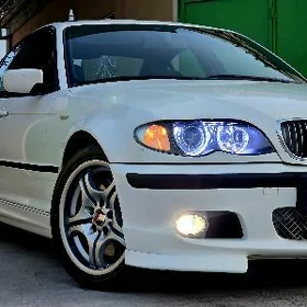 BMW 330 2005
