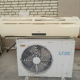 AUX
