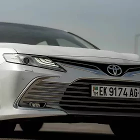 Toyota Camry 2021