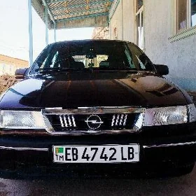 Opel Vectra 1992