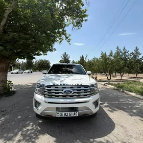 Ford Expedition 2022