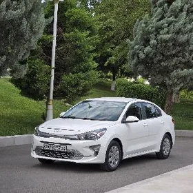 Kia Rio 2021